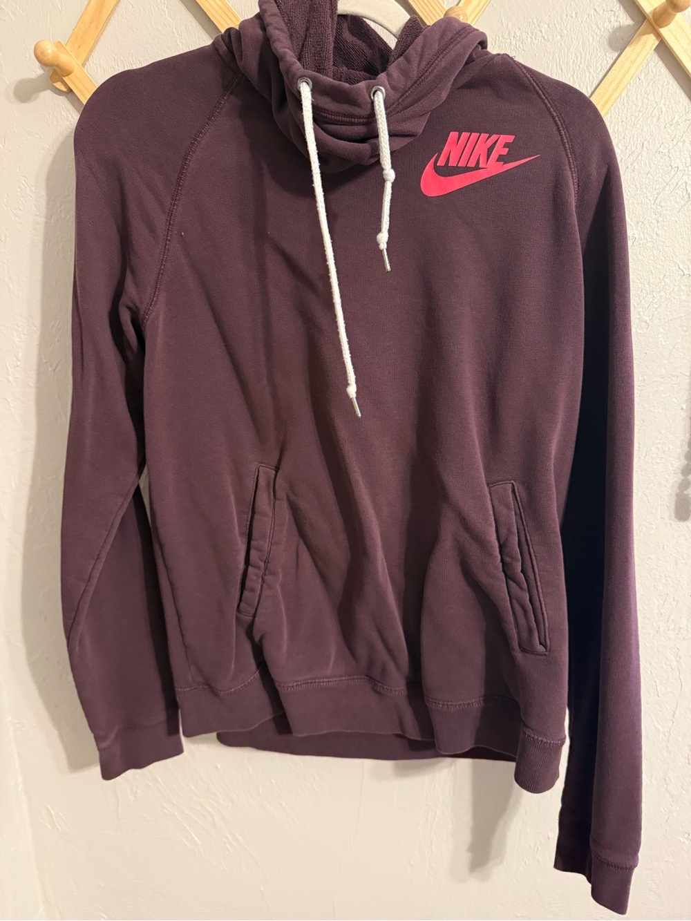Nike Maroon Crewneck Sweatshirt with Pink Logo